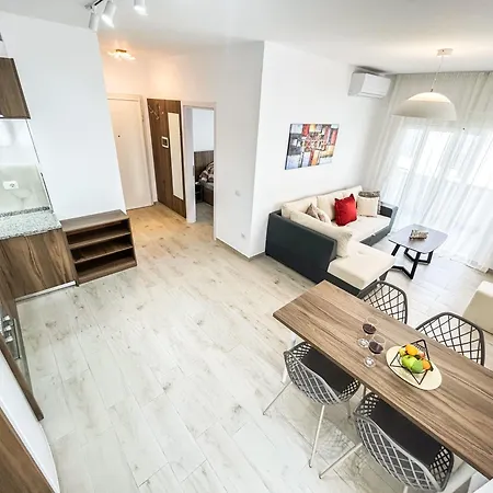 Durres Coast Haven D17 Apartament *