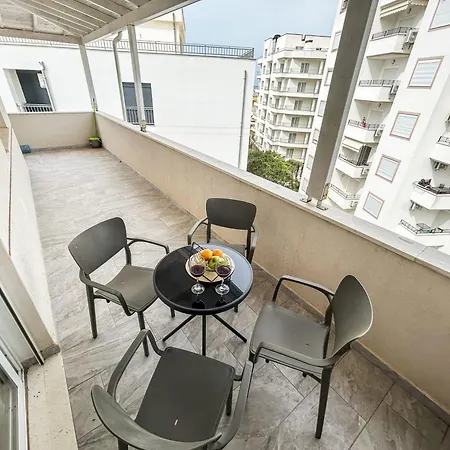 Durres Coast Haven D17 Apartament *