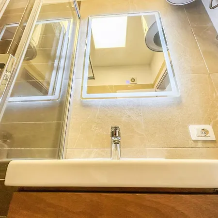Durres Coast Haven D17 Appartamento *
